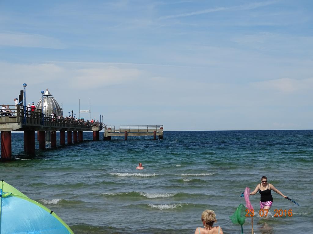 Galerie Am Hafen Apartment Zingst Exterior photo